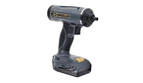 Scopri il F.A.T. Wrench AutoTorque: avvitatore a batteria con limitatore di coppia, display digitale e 2 ore di autonomia per installazioni precise e veloci.