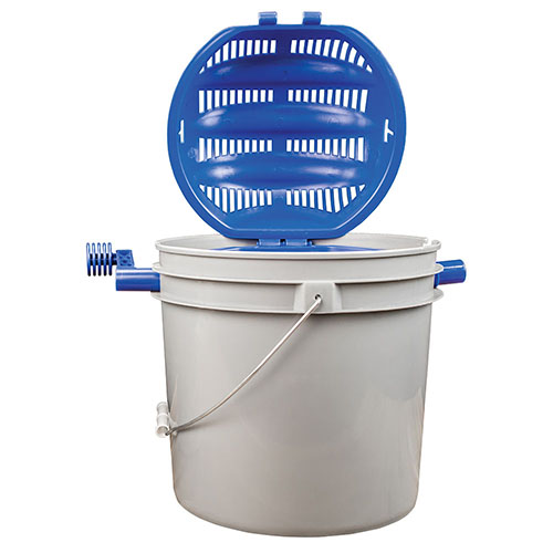 Il Frankford Arsenal Quick-n-EZ Rotary Sifter include un separatore Rotary Quick-N-EZ™, un secchio in plastica, 2 supporti per secchio e 2 alette anti-splash.