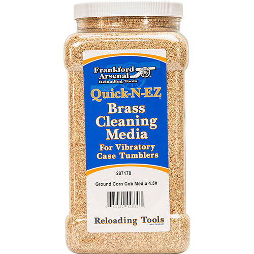 Il Frankford Arsenal Brass Cleaning Media in mais da 4,5 lbs è ideale per pulire e lucidare le cartucce, offrendo un'ottima soluzione in un contenitore riutilizzabile.