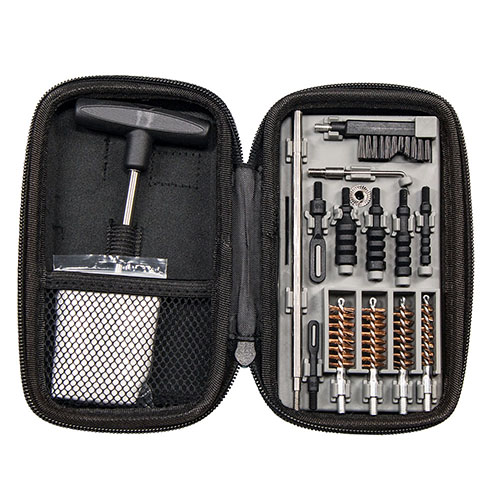 Il Kit di Pulizia Compatto per Pistole Tipton offre un pratico case rigido, ideale per calibro .22-.45, perfetto per viaggi e pulizie in spazi ristretti.