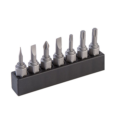 Il Wheeler Multi-Driver Tool Pen offre un design ergonomico, può contenere 6 punte utilizzate frequentemente e include un portapunte per 7 punte inutilizzate.