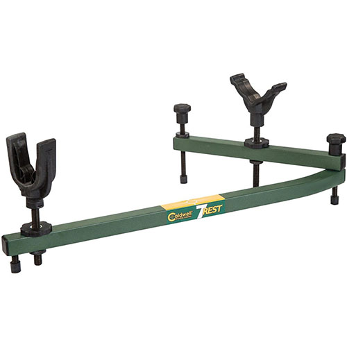 Il Caldwell 7-Rest™ offre stabilità e versatilità eccezionali, con supporti regolabili per armi di qualsiasi lunghezza e design ambidestro per tutti i tiratori.
