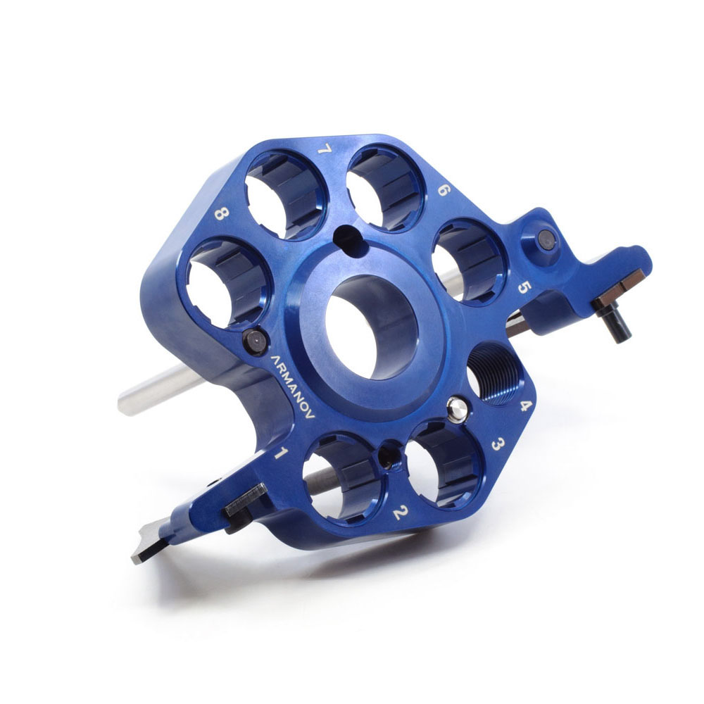 L'ARMANOV Toolhead per Dillon Super 1050 offre cambi rapidi delle die, illuminazione LED integrata, precisione elevata e una costruzione più rigida.