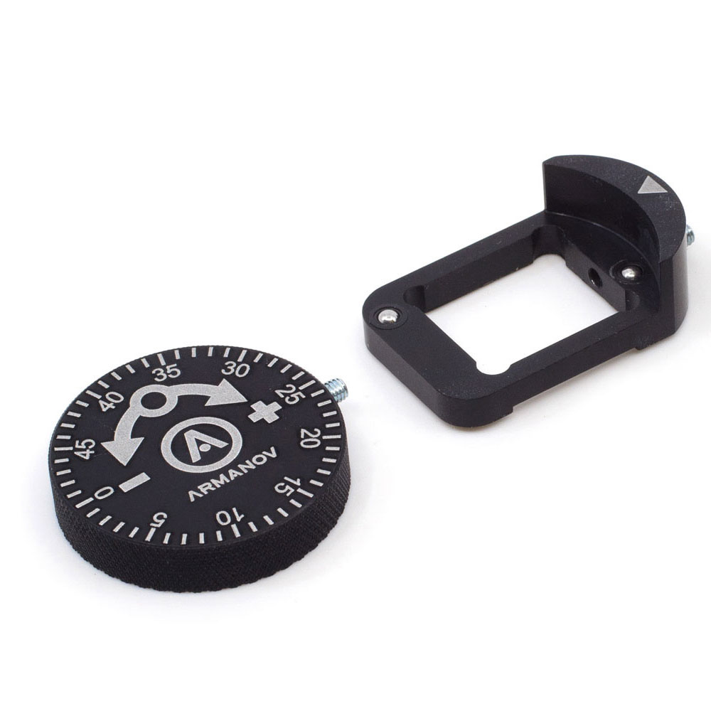 Il pulsante Armanov Clickable per il Powder Thrower offre regolazioni precise senza attrezzi, 50 clic per giro, e si adatta a diverse presse Dillon.