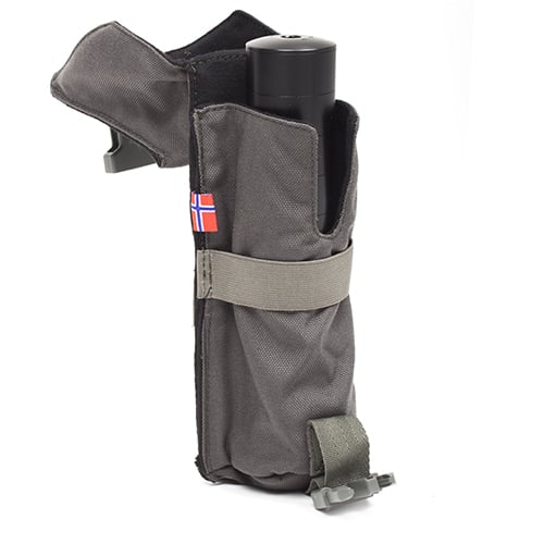 La tasca per silenziatori ULFHEDNAR è realizzata in cordura e kevlar, robusta e versatile, compatibile con il sistema molle e adatta a silenziatori fino a 60 mm di diametro.