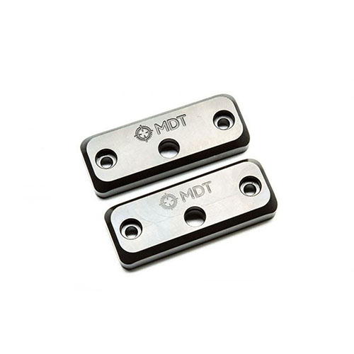 Aggiungere peso al tuo fucile riduce il rinculo e migliora l'equilibrio. Monta facilmente su chassis o calci M-LOK con attacco QD per la slinga.