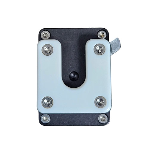 L'OBI Clamp Lock W/Locking offre un attacco sicuro, regolazione della tensione, compatibilità MOLLE e opzioni sinistra/destra per una versatilità massima.