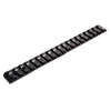 Il Picatinny Rail RECKNAGEL in acciaio per Howa 1500 long offre robustezza e versatilità, ideale per montare accessori e ottiche con precisione.