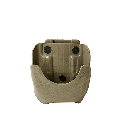 Il Tactical Holder SPECIAL PIE per Shot Timer offre una vestibilità sicura e resistente in ogni situazione, mantenendo il tuo timer al sicuro durante le competizioni.