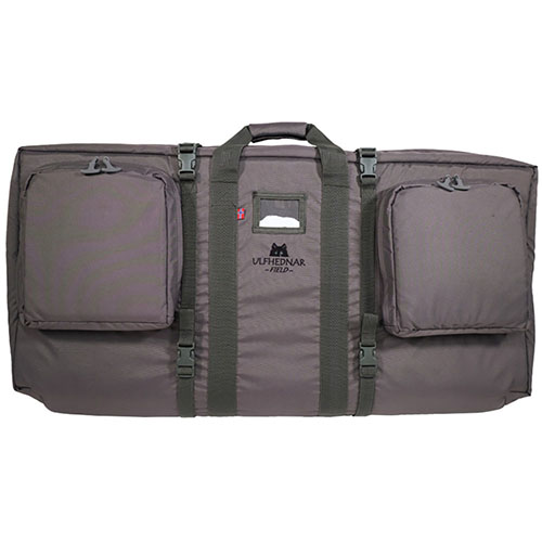 La ULFHEDNAR Double Bow Bag con spallacci da backpack da 100 cm è leggera e riccamente attrezzata, ideale per trasportare due archi in modo sicuro e comodo.