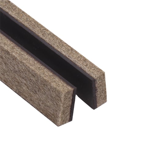 Le Magnetic Felt Jaws di VFG offrono una presa sicura e delicata per il fissaggio di canne e fucili in un vice, disponibili in diverse misure standard.