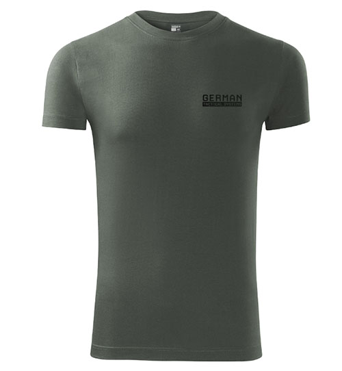 La T-shirt Everyday Warrior GTS Evolution è realizzata in cotone morbido e resistente, con un taglio sportivo e dettagli rinforzati, perfetta per affrontare ogni sfida.