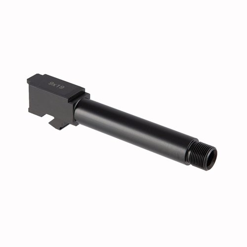 Il nostro Match-Grade Barrel per Glock® 19 si adatta a tutte le generazioni, offre precisione, finitura Black Nitride resistente e opzioni per compensatori.