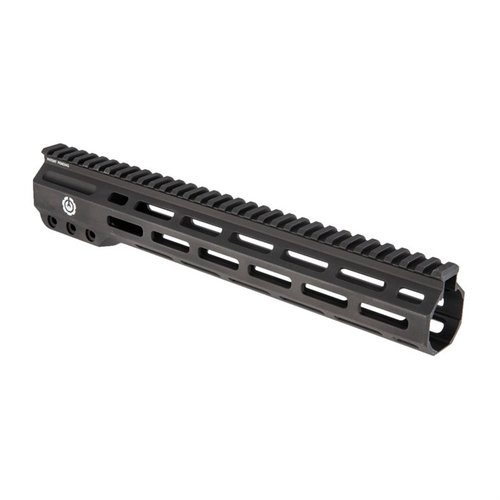 Migliora la precisione del tuo AR-15 con il Brownells Precision M-LOK Handguard, resistente, facile da montare e progettato per ridurre vibrazioni e flessioni.