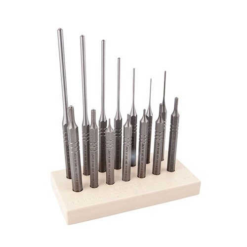 Il set Brownells Complete Premium Roll Pin 14-Punch offre punte di alta precisione, costruzione durevole e un blocco da banco organizzato per un lavoro efficiente.