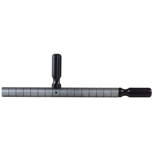 Il SCOPE RING ALIGNMENT LAP di BROWNELLS allinea e verfica le scope rings, prevenendo danni ai tubi ottici grazie al suo design con maniglie e scanalature per il controllo.