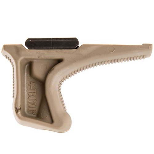 Il grip angolato Kinesthetic Angled Grip (KAG) offre una presa sicura e comfort per polso, gomito e spalla, migliorando la manipolazione delle armi.