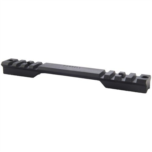 Le basi ONE PIECE per Remington 700 sono realizzate in acciaio CNC, garantendo precisione e stabilità per un montaggio ottimale degli ottiche.