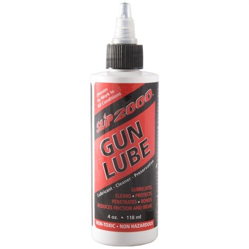 Gun Lube di Slip 2000 è un lubrificante sintetico tutto in uno che pulisce, lubrifica e preserva, riducendo l'usura e la frequenza di pulizia.