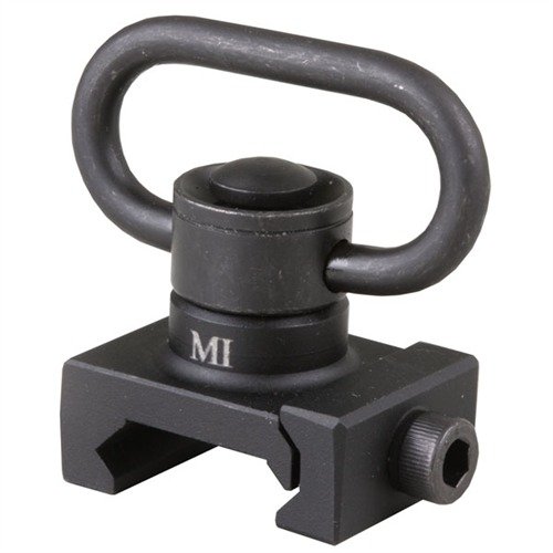 L'adattatore MCTAR-08HD offre un attacco per slinga robusto e affidabile, con un design heavy duty che resiste a operazioni tattiche estreme e movimento limitato.