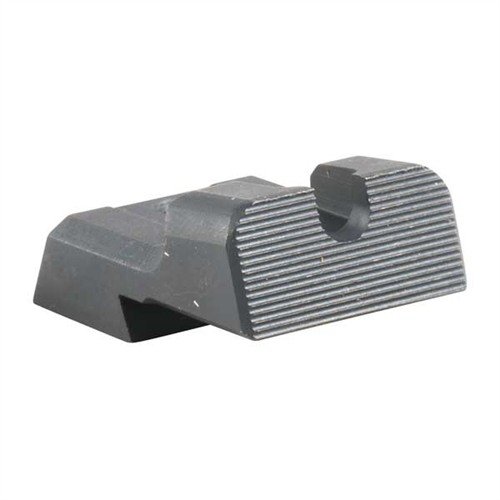 La mira posteriore 1911 U-NOTCH offre una costruzione robusta in acciaio 4140, un'immagine nitida e resistenza al rinculo, perfetta per uso quotidiano.