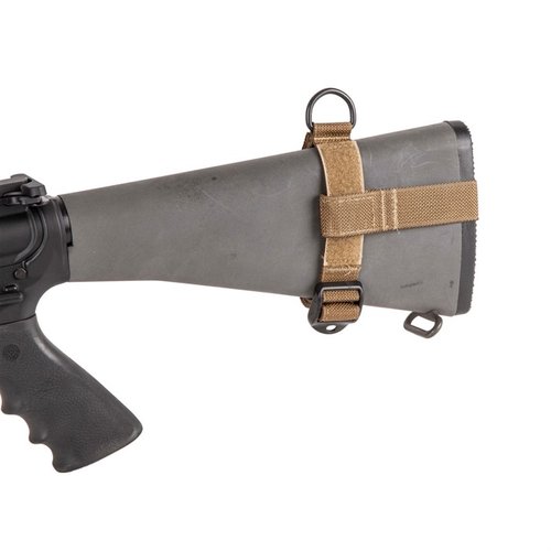 L'adattatore per calci V-TAC offre un punto di montaggio per la sling corretto sulla parte superiore dei fucili e fucili a pompa a calcio fisso, disponibile in Coyote.