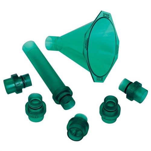 Il QUICK CHANGE POWDER FUNNEL KIT di RCBS risolve il problema di adattamento con adattatori per un flusso ottimale e tubi di caduta impilabili per cariche precise.