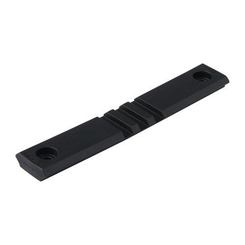 L'AFG-2 M-LOK Adapter Rail di Magpul è realizzato in polimero di alta qualità, ottimizzato per il montaggio dell'AFG-2 su hand guard M-LOK, con 3 slot.
