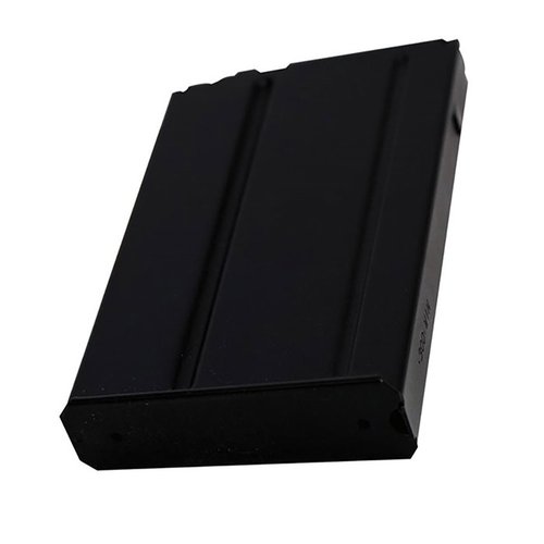 Il caricatore AICS da 10 colpi per .300 Win Mag offre affidabilità e prestazioni superiori, compatibile con azioni Rem e progettato per fucili AICS e AW.