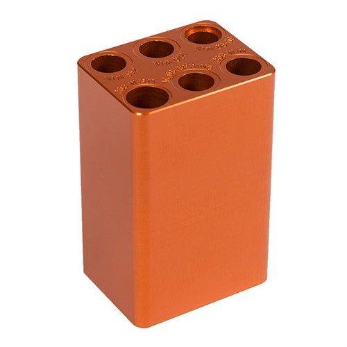 I Lyman Ammo Checkers garantiscono la qualità delle munizioni, riducono i misfeeds e confermano rapidamente la compatibilità con la camera. Facili da usare e visibili!