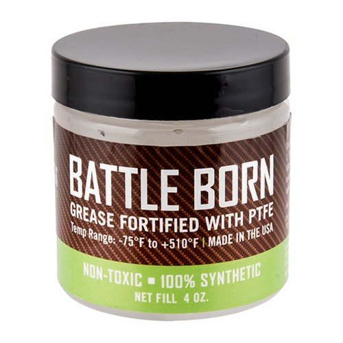 BATTLE BORN GREASE è un grasso leggero e versatile, resistente all'acqua e alle temperature estreme, ideale per armi, coltelli e attrezzature da pesca.
