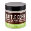 BATTLE BORN GREASE è un grasso leggero e versatile, resistente all'acqua e alle temperature estreme, ideale per armi, coltelli e attrezzature da pesca.
