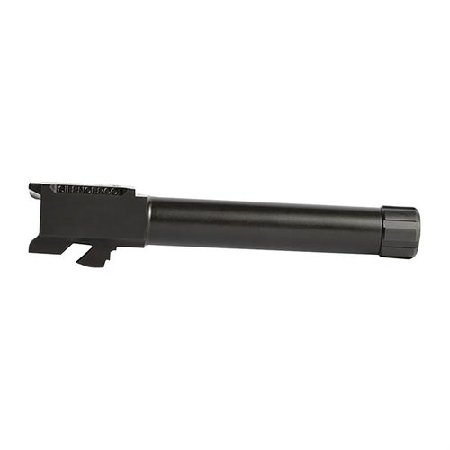 Il SIG P320 Threaded Barrel di SilencerCo consente di installare un soppressore, realizzato in acciaio inox 416R con finitura nera, preciso e affidabile.