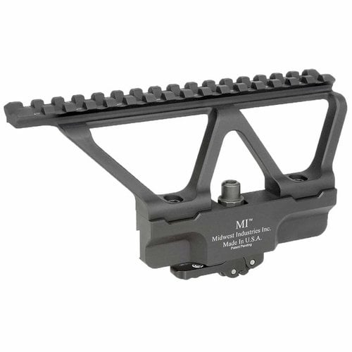 Il Midwest Industries AKG2 Side Mount offre una base robusta in alluminio per montare ottiche sul tuo AK-47, mantenendo la zero anche in condizioni difficili.