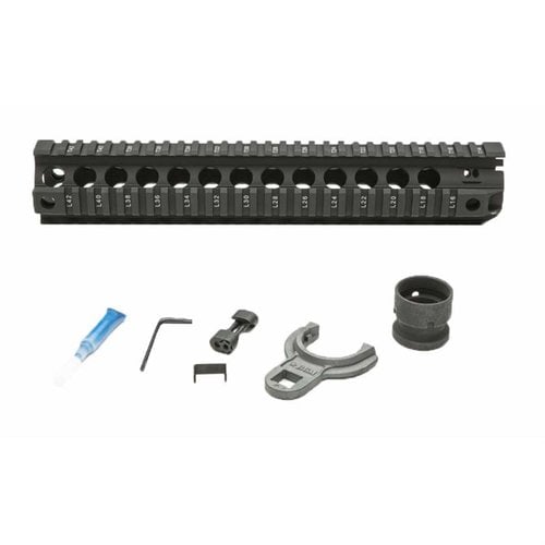 Il handguard BCM QRF di Bravo Company offre un supporto per accessori robusto e leggero, senza compromettere la precisione del tuo fucile grazie al design free float.