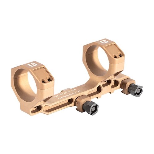 Il Badger Ordnance Condition One Modular Mount offre un offset di 1.70" per un'ottica stabile, massimizzando le opzioni di montaggio per accessori e visori.