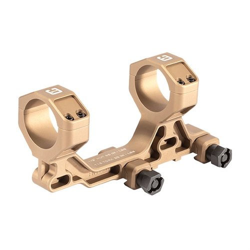 Il Badger Ordnance Condition One Modular Mount offre un posizionamento centrale per ottiche e accessori, riducendo la deflessione e ottimizzando l'uso del fucile.