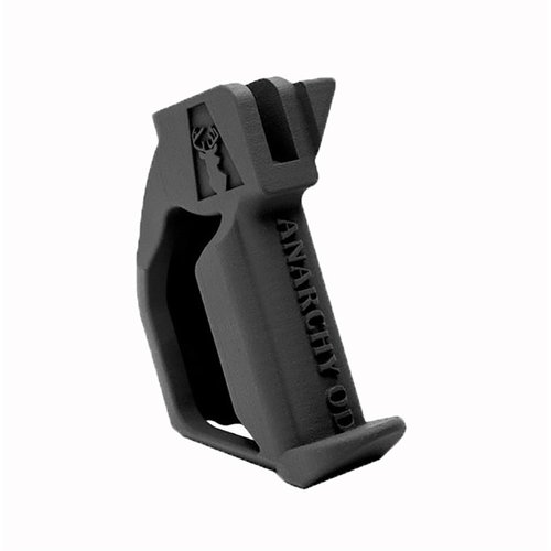 Il grip Penguin Precision Rifle Grip di Anarchy Outdoors offre ergonomia avanzata, comfort e riduzione della fatica per tiri rapidi e precisi in ogni posizione.