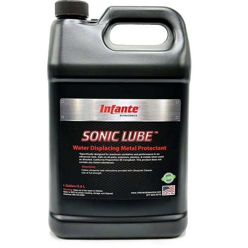 Sonic Lube è un protettivo metallico che previene la ruggine, penetra le parti delle armi e lascia un rivestimento protettivo senza odore, compatibile con metalli e plastica.