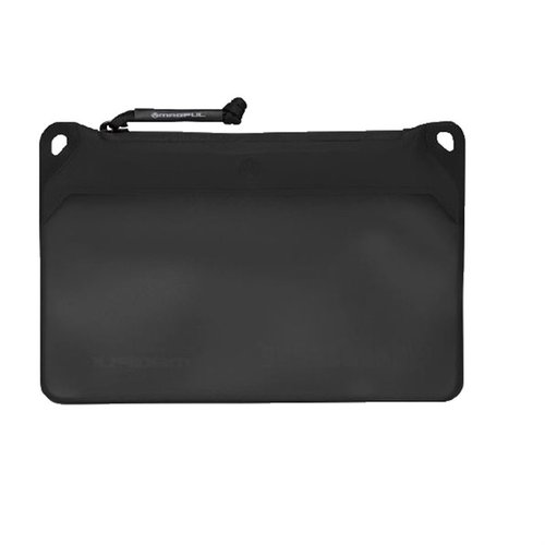 La DAKA Medium Window Pouch di Magpul offre organizzazione, materiali resistenti all'acqua e una finestra traslucida per una facile identificazione.