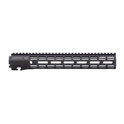 L'ATLAS R-ONE è un handguard M-LOK leggero e robusto, con sistema di montaggio ATLAS, compatibile con AR-15, progettato per prestazioni ottimali.