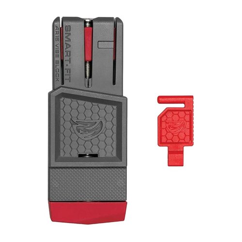 Il blocco di morsa SMART-FIT AR15 di REAL AVID si adatta perfettamente a qualsiasi AR-15, eliminando movimenti e vibrazioni, ideale per lavori di precisione.