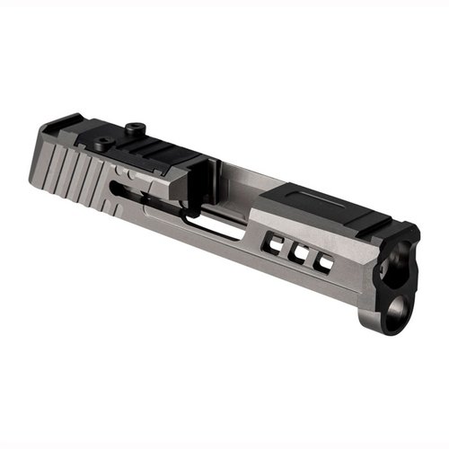 Il carrello Axiom SIG P365 di True Precision è realizzato in acciaio inox 17-4ph, compatibile con ottiche Shield RMSc e offre un design unico e finitura Grey PVD.