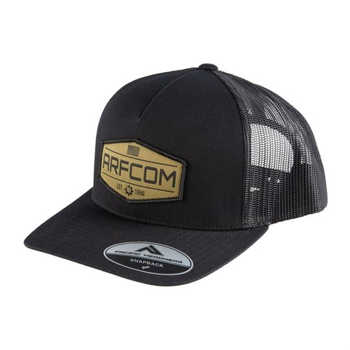Mostra il tuo supporto per ARFCOM con questo comodo cappellino nero con rete nera e un patch esagonale in gomma oliva, perfetto per ogni occasione.