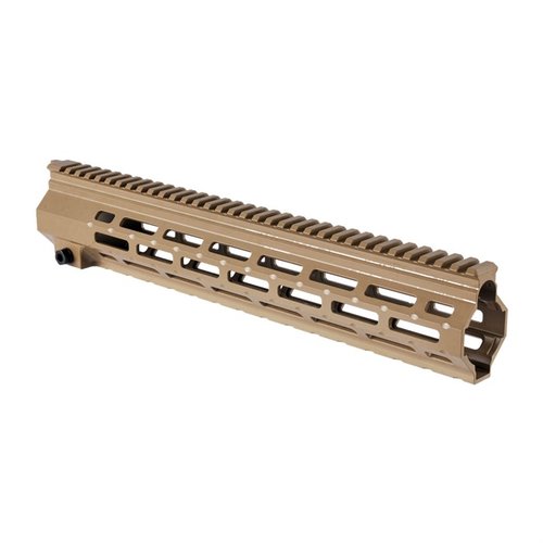 L'handguard M-LOK Free-Float di Midwest Industries per HK416 è realizzato in alluminio 6061, offre sette slot M-LOK e include un rail Picatinny.