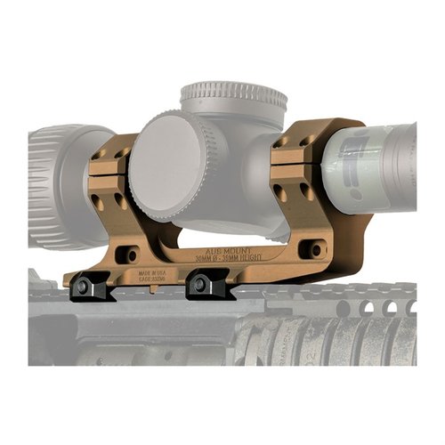 L'AUS Optic Mount di Reptilia offre un design a basso profilo, realizzato in alluminio 7075-T6, compatibile con il sistema M1913 Picatinny e garantito a vita.
