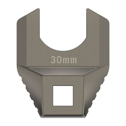 La MASTER-FIT FREE-FLOAT BARREL NUT WRENCH è una chiave a cricchetto precisa, in acciaio inox rivestito in titanio, per un'applicazione sicura della coppia senza danneggiare le parti.