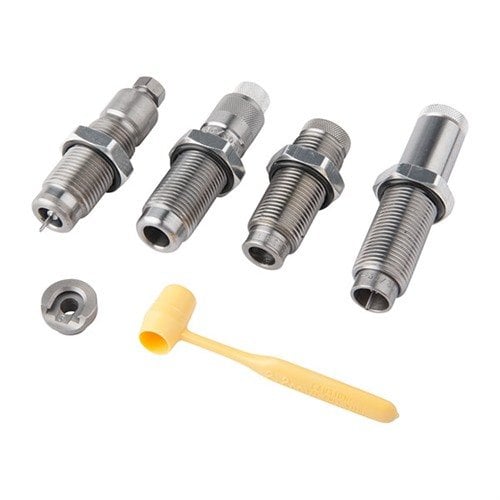Scegli il set di die ULTIMATE 4-DIE per la massima versatilità: include sizer full length, collet necksizer, Easy Adjust Bullet Seating Die e Factory Crimp Die.