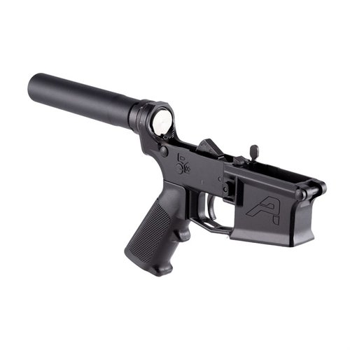 Il M4E1 Complete Lower Receiver è la base ideale per il tuo AR15, dotato di A2 Grip, estensione migliorata e kit di parti mil-spec per prestazioni superiori.