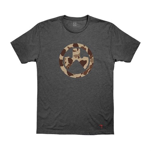 La maglietta Magpul Raider Camo Icon è realizzata in 100% cotone, con un design comodo e resistente, disponibile in Charcoal e Silver, taglie S-3XL.